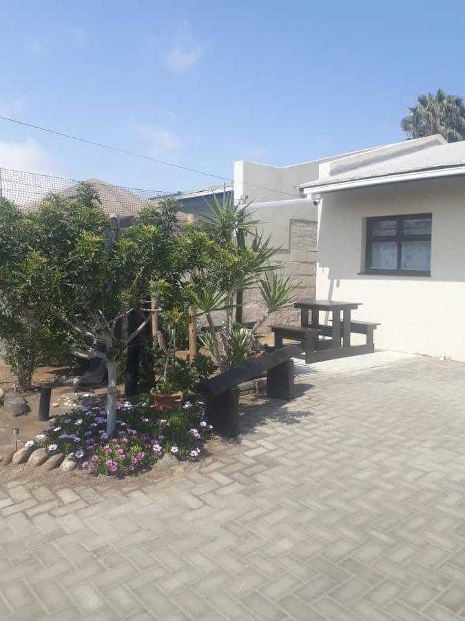 Sunflower Self-Catering Walvis Bay Exteriör bild